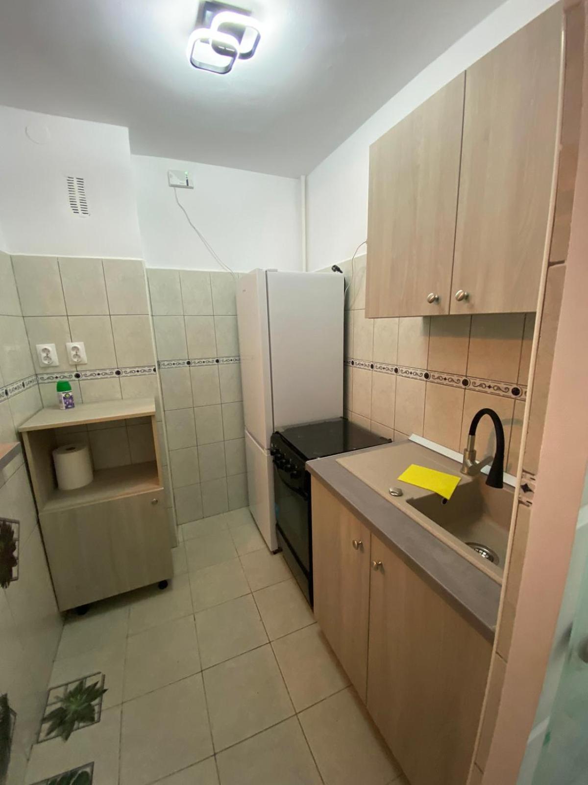 Studio Modern Vitan-Mihai Bravu Bucureşti Ngoại thất bức ảnh